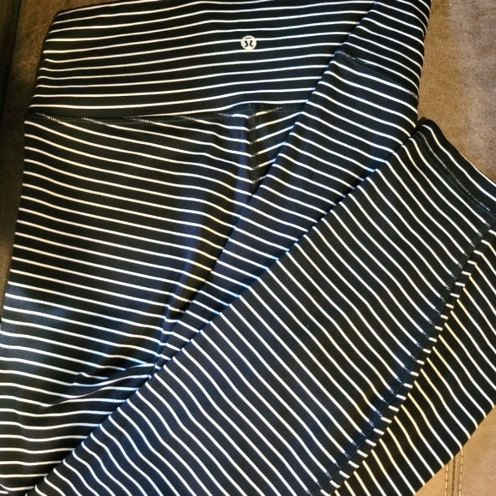 -Striped LuLus - Black
